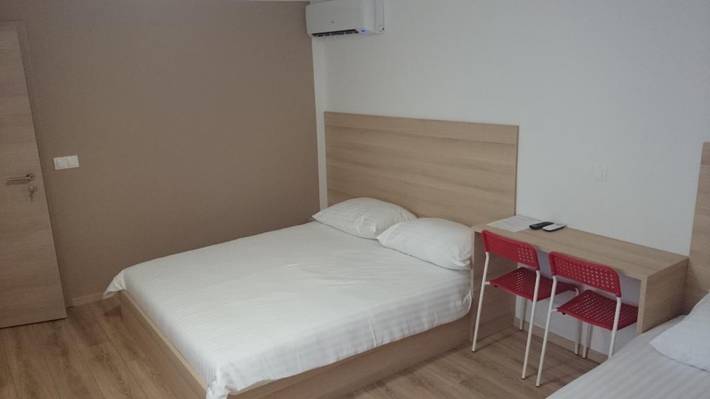 Sweet Dreams Rooms And Apartments Postojna Pokoj fotografie